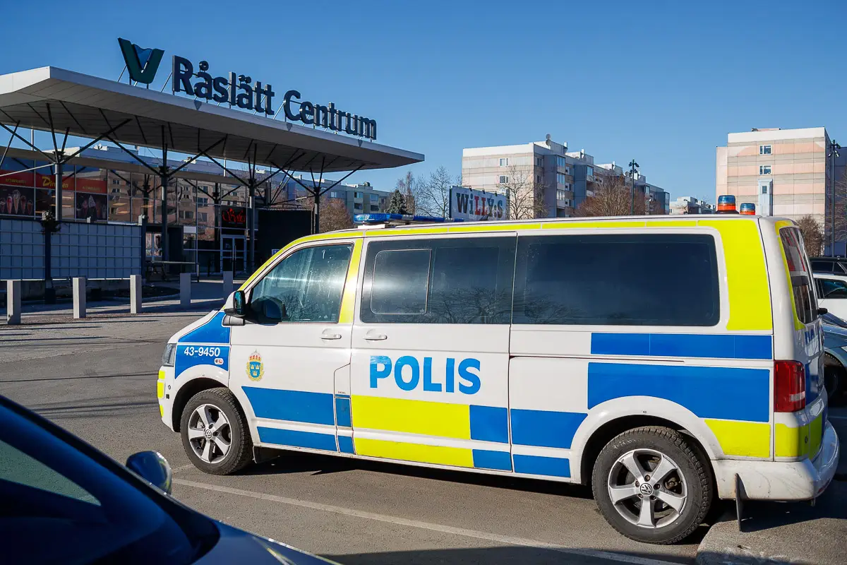 Polisnärvaro på Råslätt