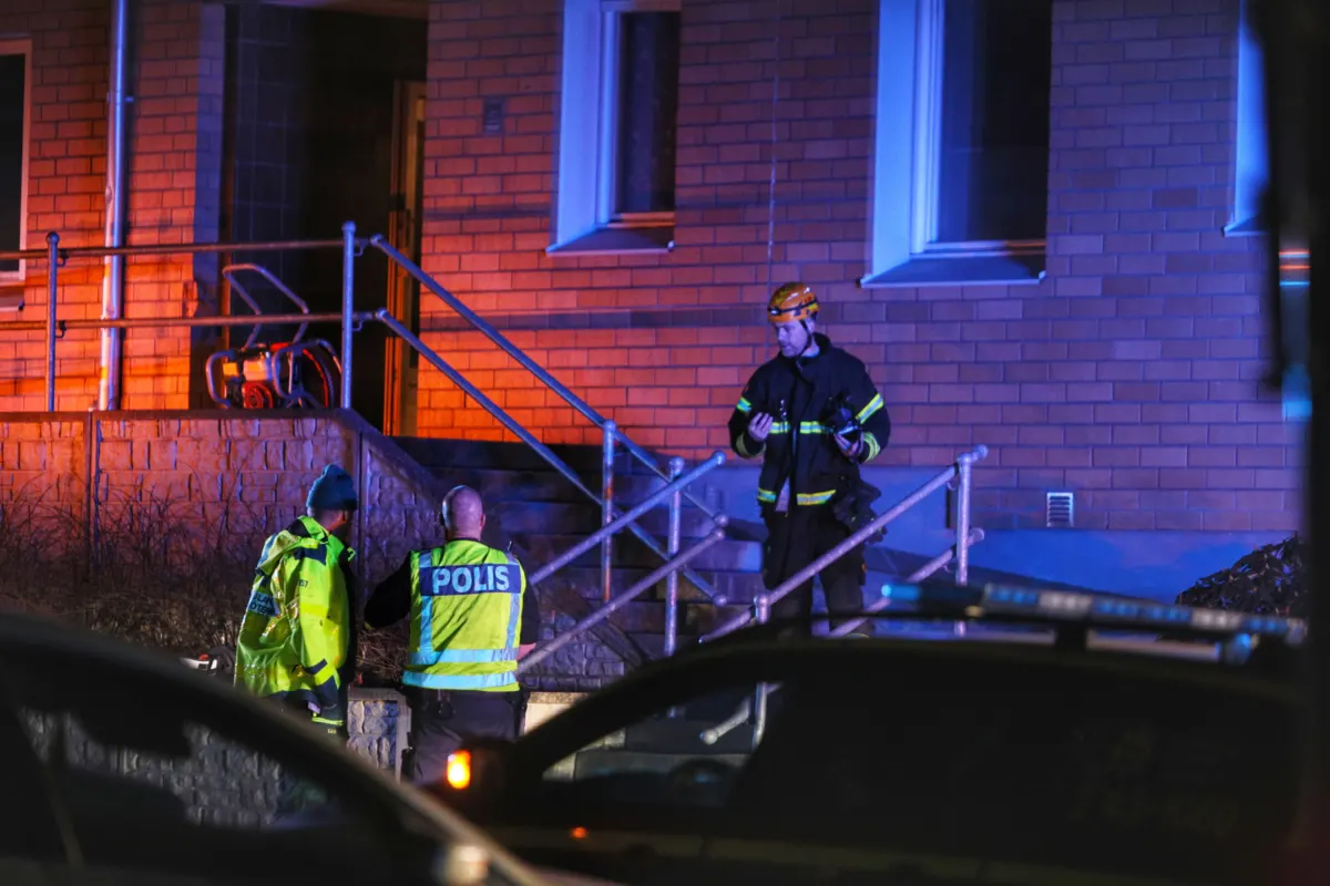 Utryckning till brand på spis