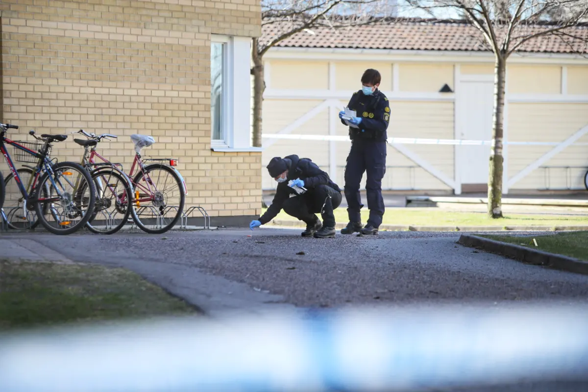 Misstänkt skottlossning på Liljeholmen