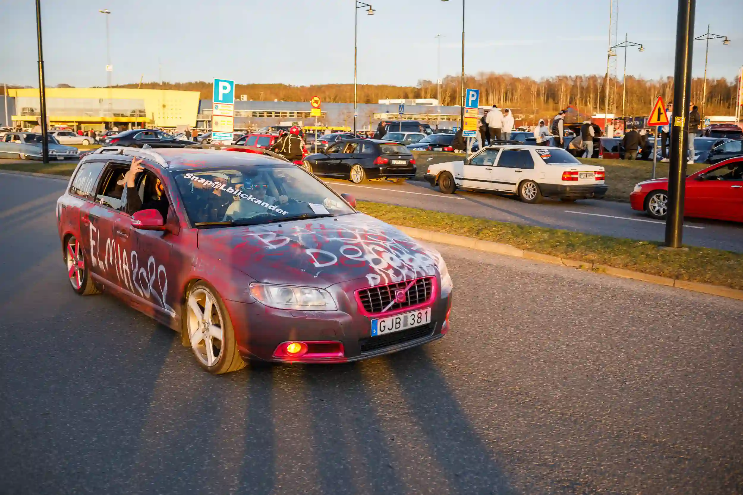 motorträff på A6-parkeringen