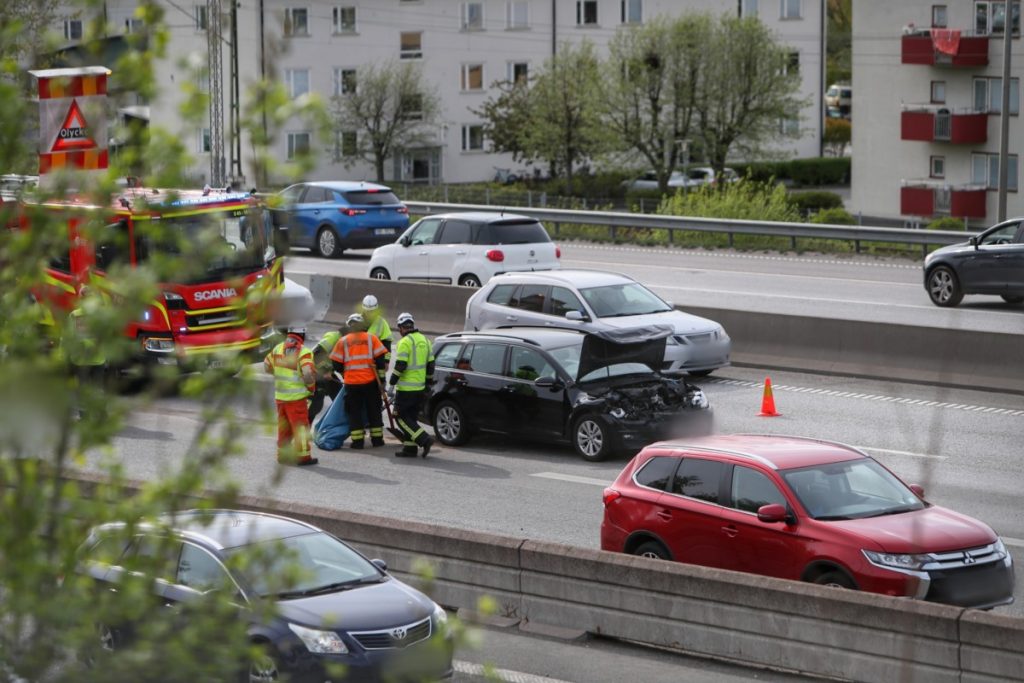 Trafikolycka på E4