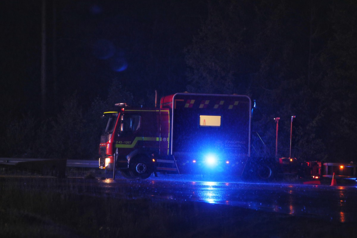 Räddningstjänstens TMA-bil vid trafikolycka på riksväg 26/47