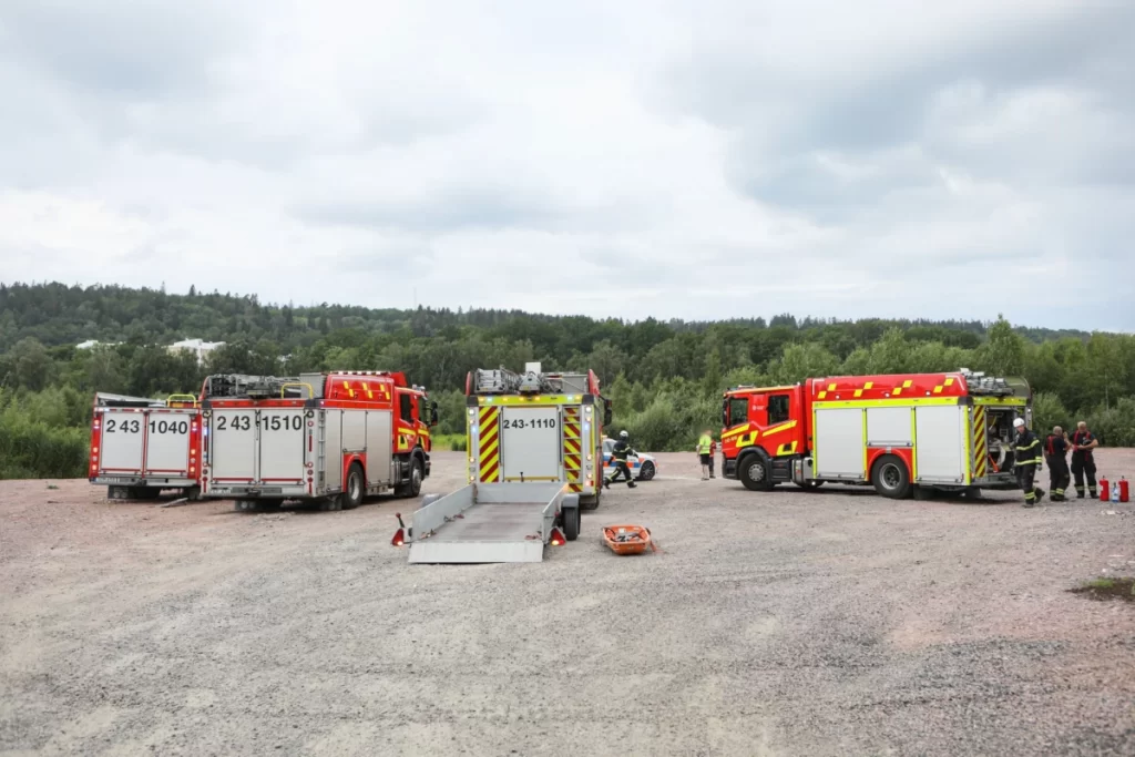 Räddningstjänst, brand i terrängen vid Haga