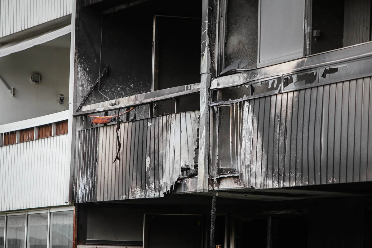 Brand spred sig till flera lägenheter