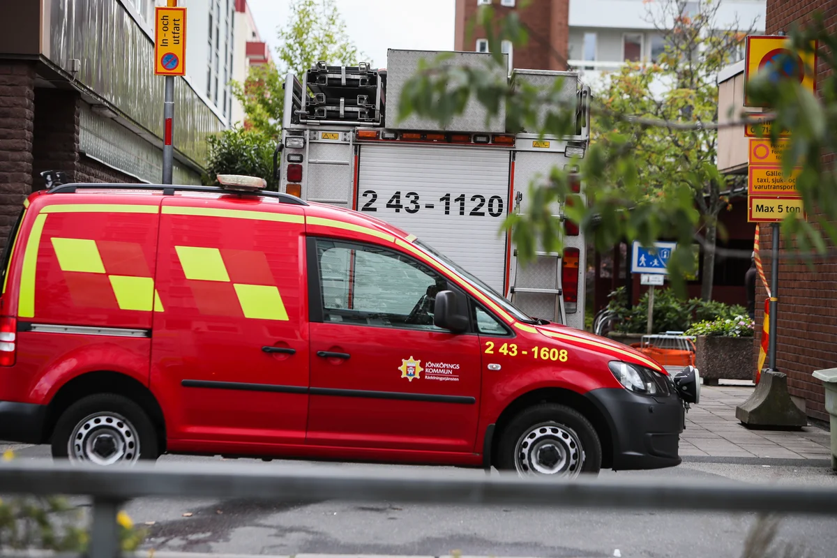 räddningstjänst larmades om lägenhetsbrand