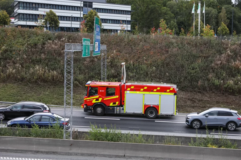 Trafikolycka på E4-avfart vid A6