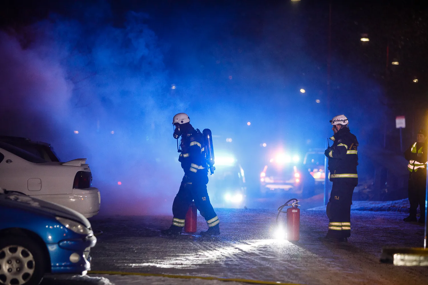Bilbrand vid Stationsgatan i Huskvarna