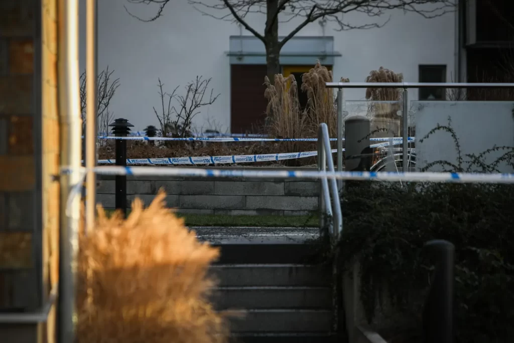 Avspärrning efter larm om skottlossning