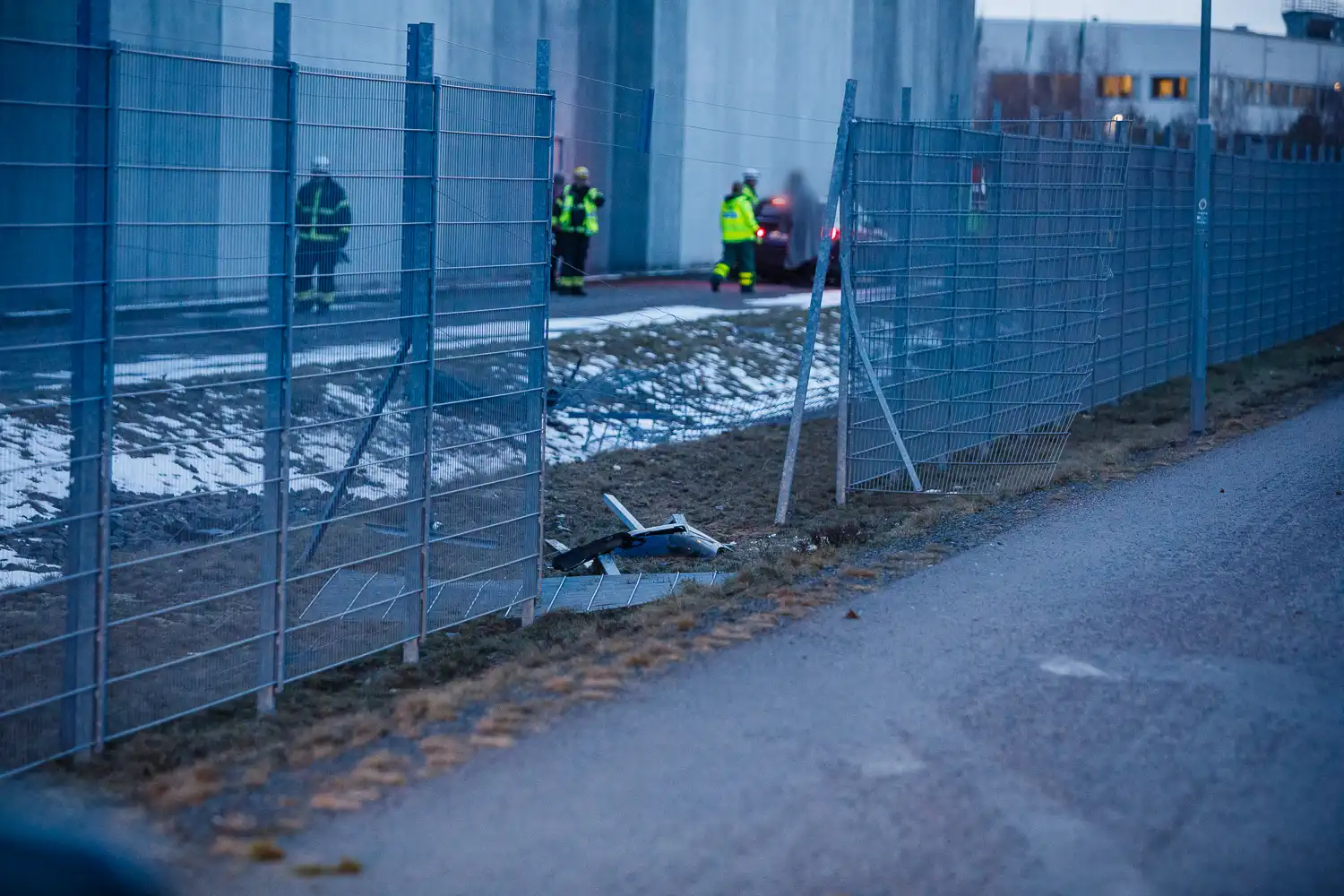 Singelolycka på Barnarpsvägen - körde in i stängsel