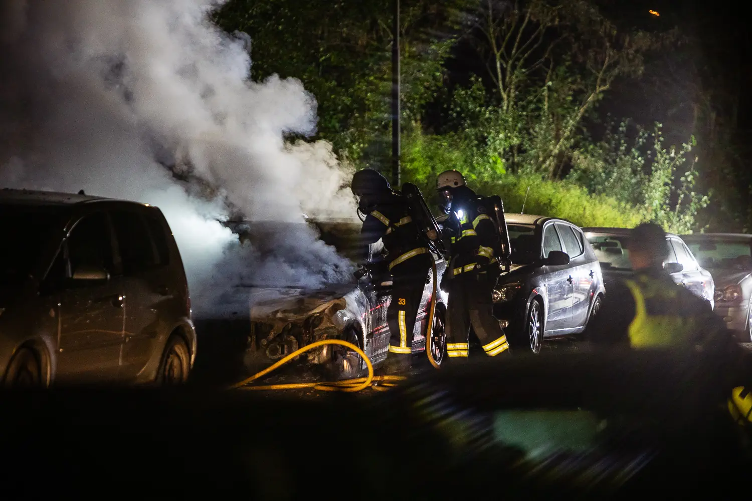Utryckning till bilbrand vid Råde Påle på Råslätt.