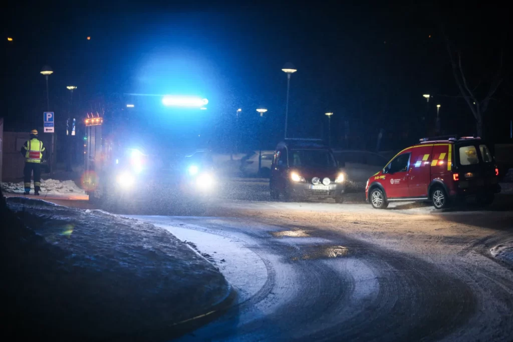 Larm om brand i sophus