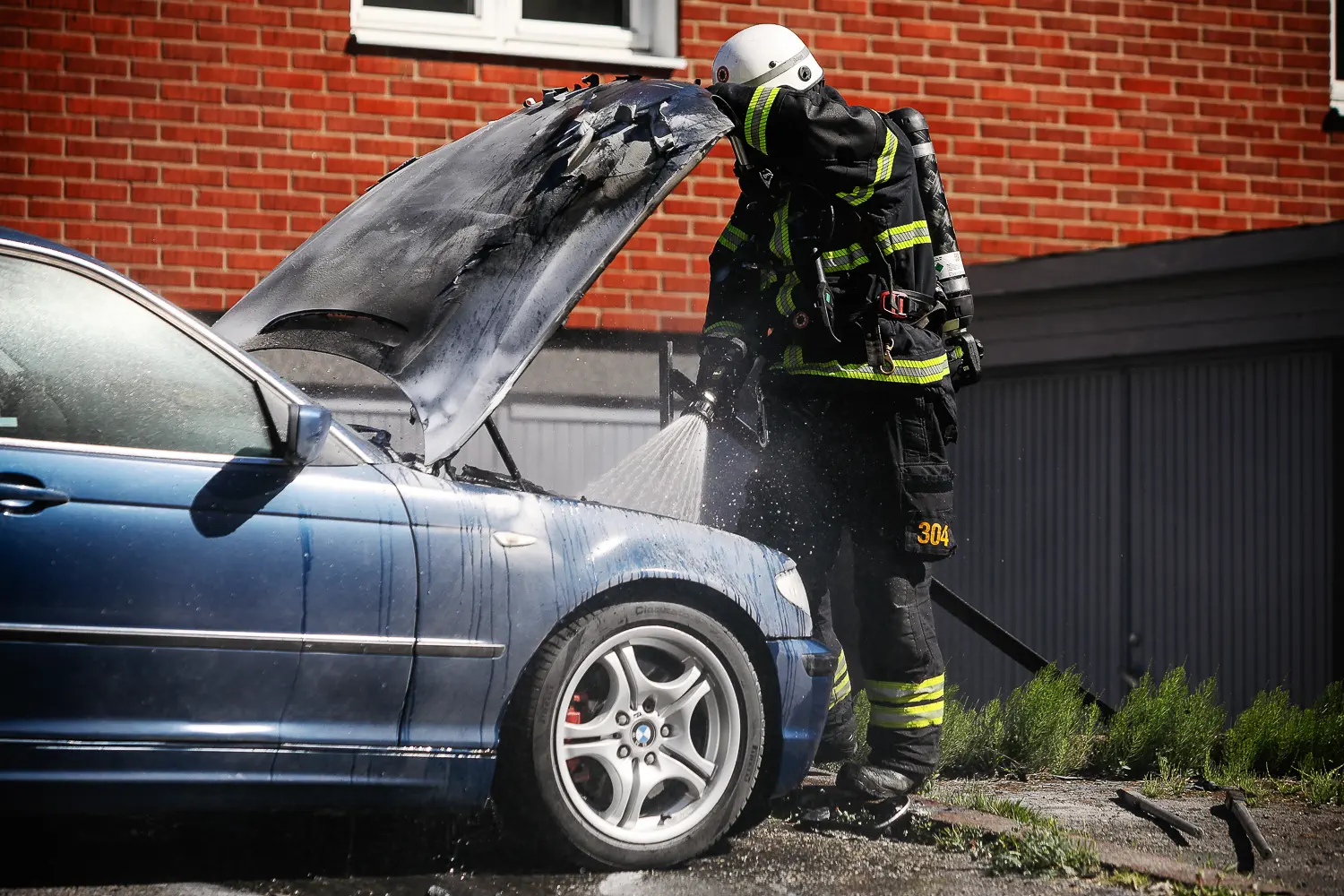 Bilbrand i Huskvarna