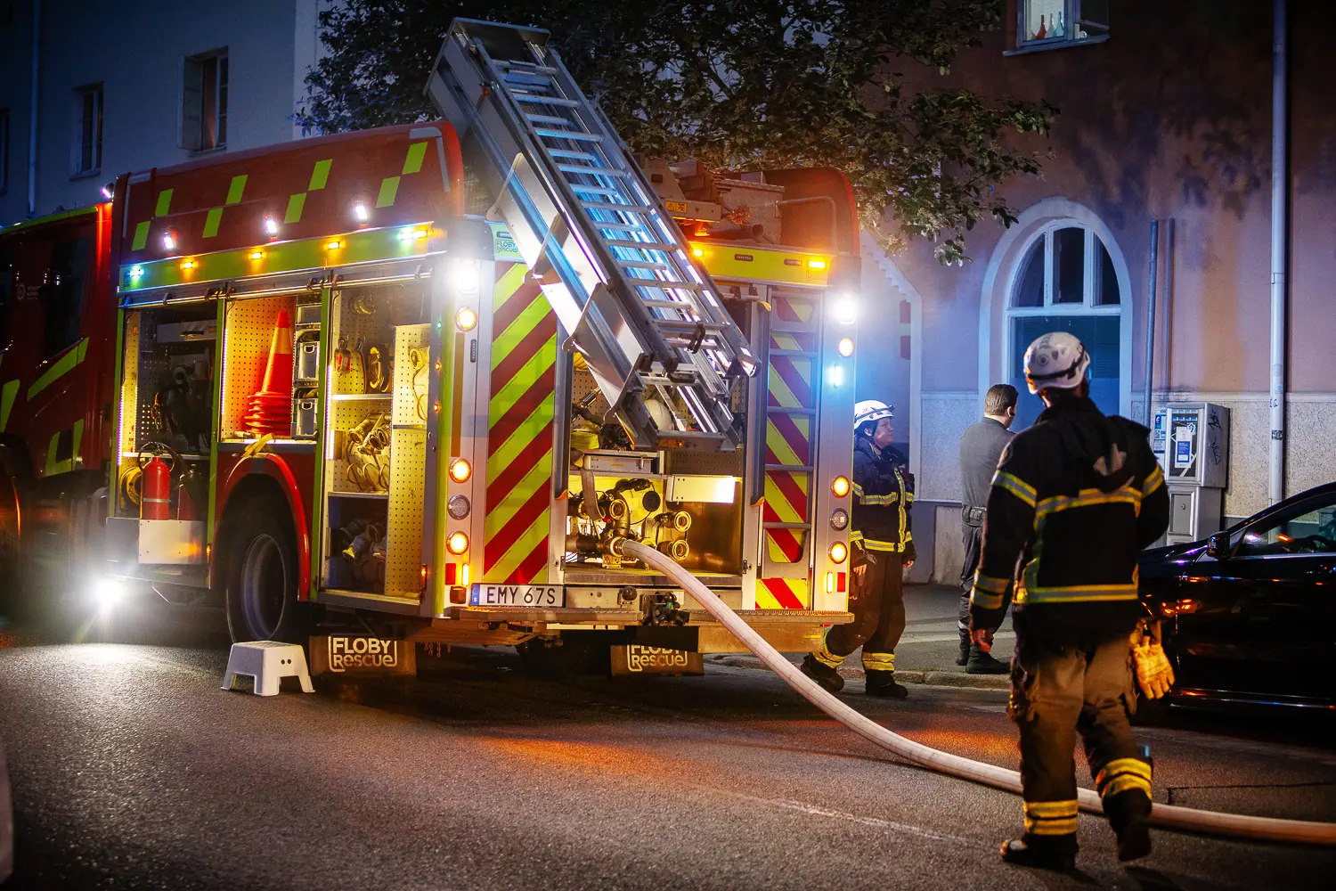 Räddningstjänsten, vindsbrand i flerfamiljshus på Klostergatan i Jönköping