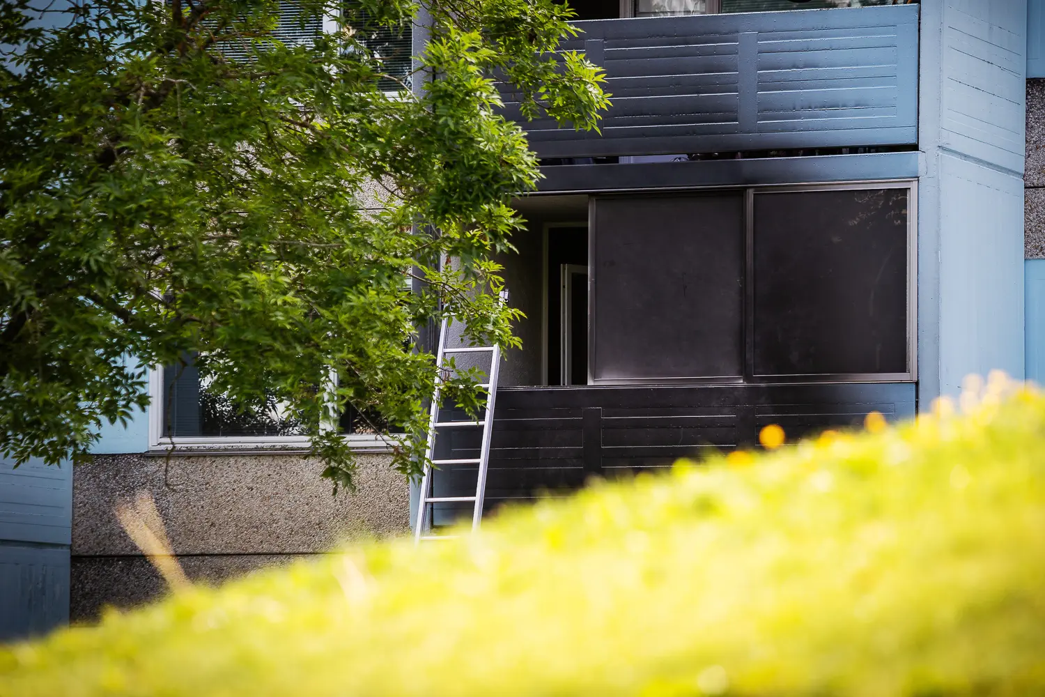 Brand i lägenhet på Råslätt