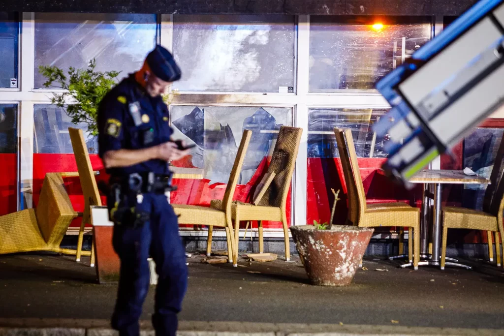 Explosion vid fastighet på Liljeholmen i Jönköping