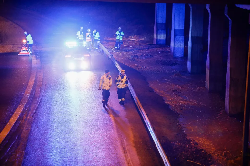 Vattenläcka vid E4 i Jönköping