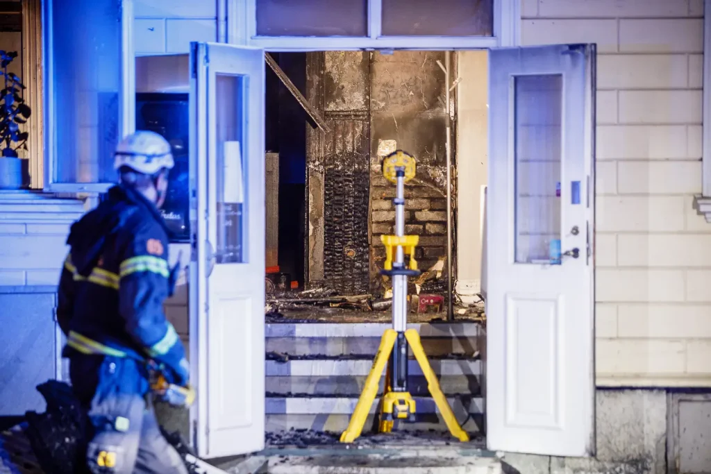 Larm om brand i restaurang