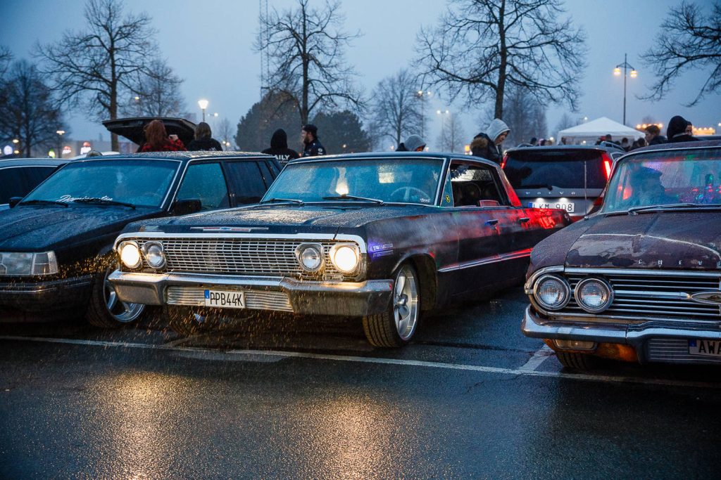 Motorträff på A6 under påskaftonskvällen
