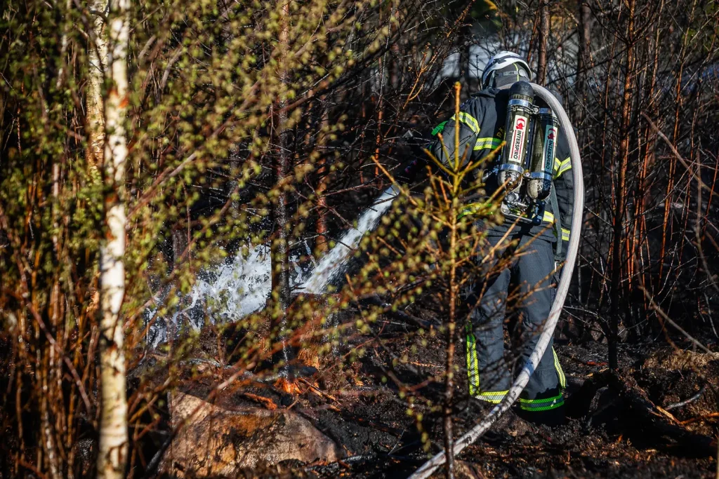 Brand i terrängen vid Lekeryd