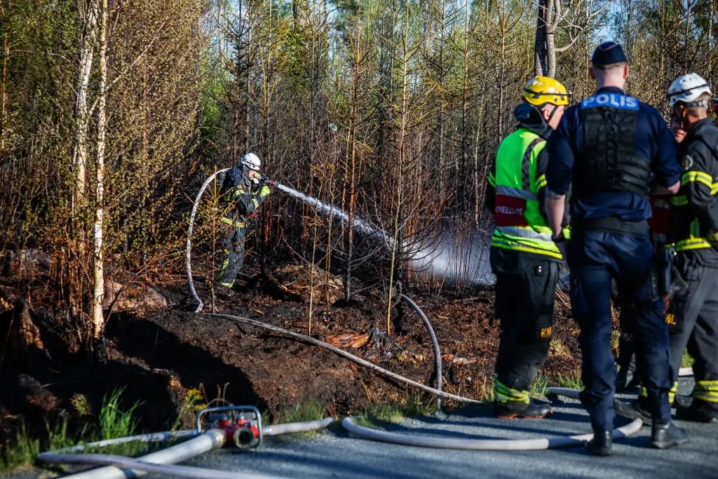 Brand i terrängen vid Lekeryd