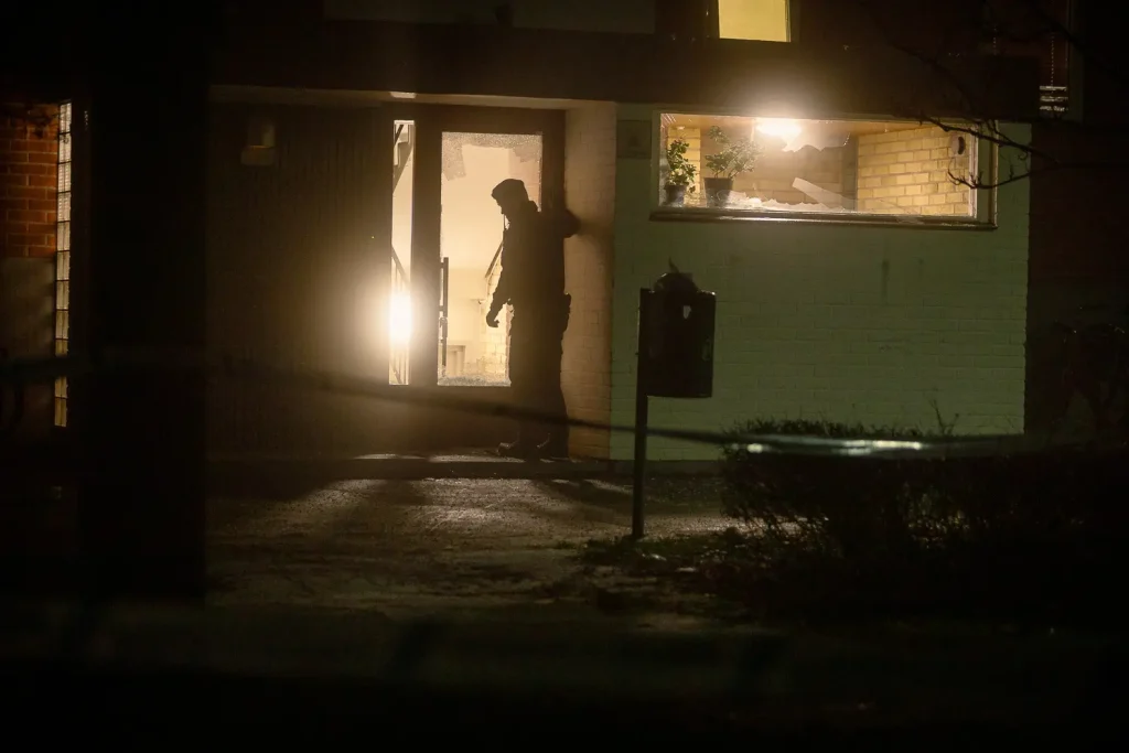 Kraftig smäll i trapphus i Värnamo 