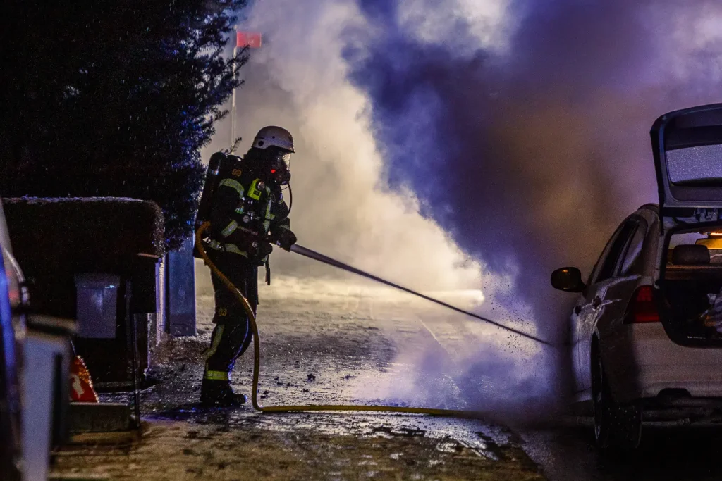 Bilbrand i Huskvarna