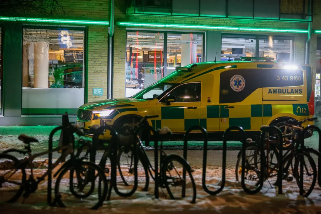 Polis och ambulans larmades om skadad person på Öster