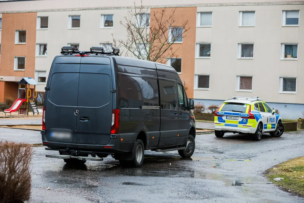 Misstänkt föremål i bostad - bombskyddet kallades in
