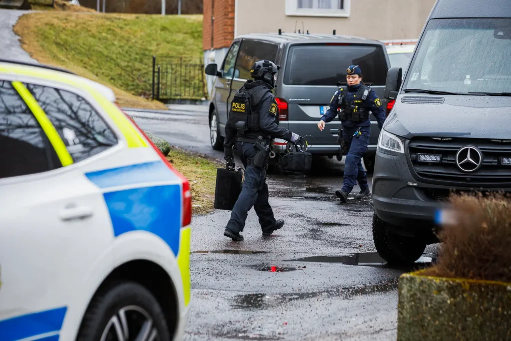 Misstänkt föremål i bostad - bombskyddet kallades in