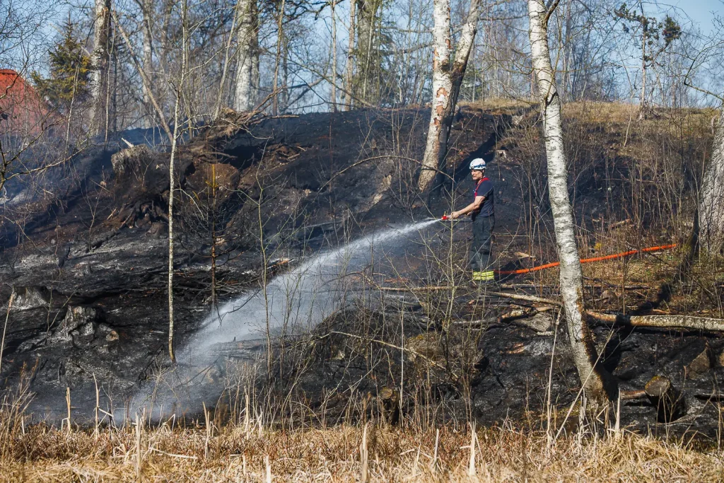 Terrängbrand vid Lekeryd