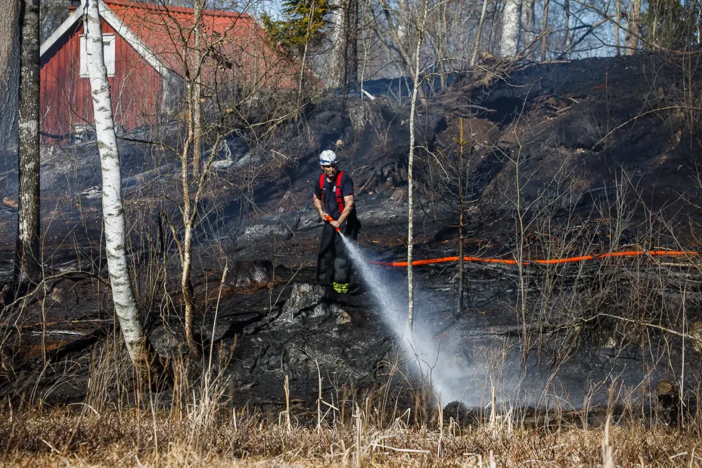 Terrängbrand vid Lekeryd
