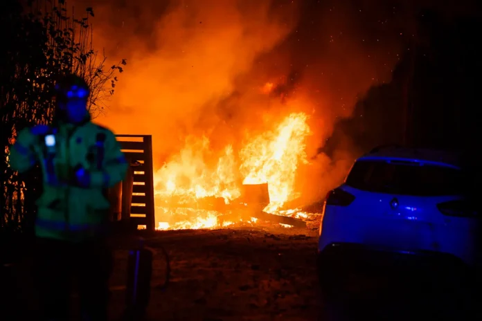 Brand i flera fordon i Huskvarna