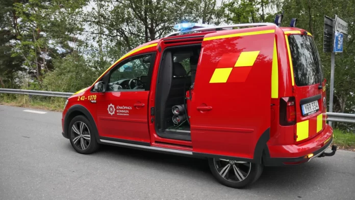Larm om trafikolycka på Vistakullevägen