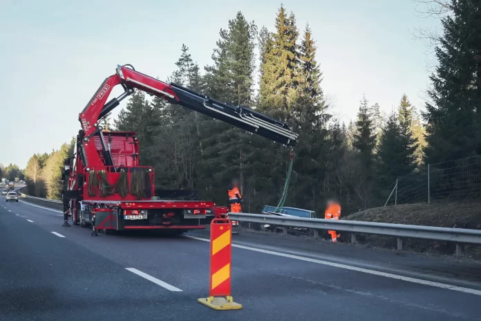 Singelolycka på E4
