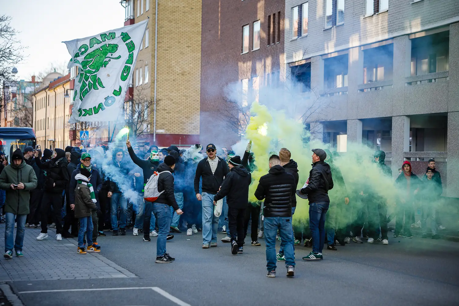 fans hyllar J-Södra inför Superettan-premiären