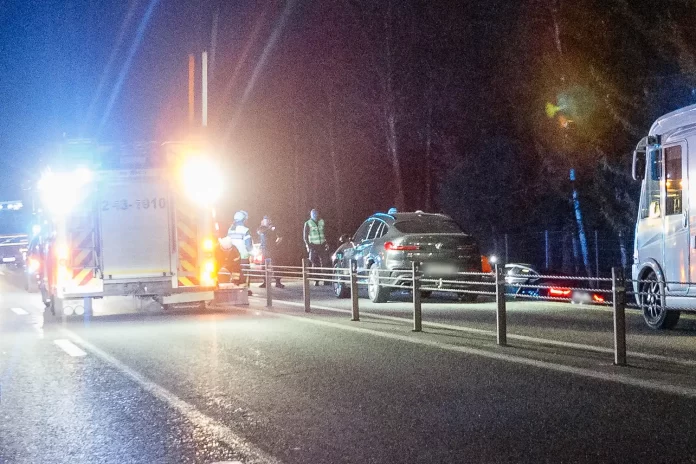 bil stoppades med spikmatta på riksväg 40