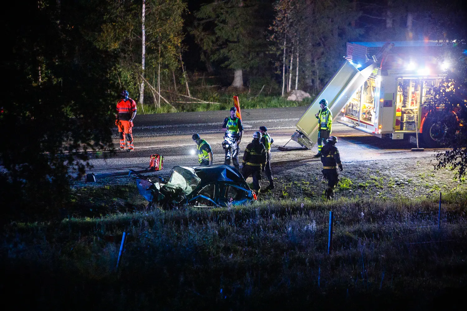Två personbilar i allvarlig trafikolycka på riksväg 40 strax öster om Nässjö.