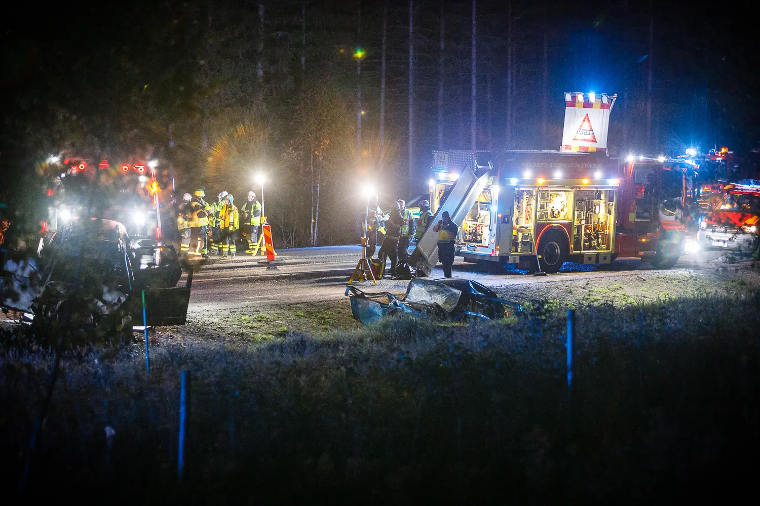 Två personbilar i allvarlig trafikolycka på riksväg 40 strax öster om Nässjö.