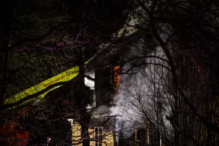 Kraftig villabrand i Månsarp