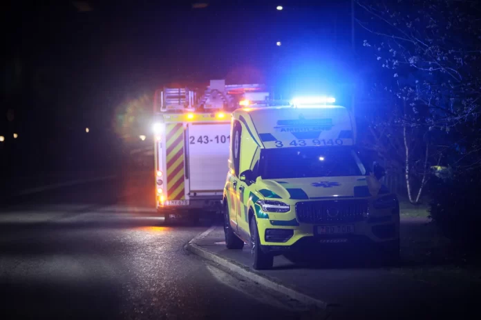 Rökutveckling från hiss. Larm om Brand i hiss i Ljungarum.