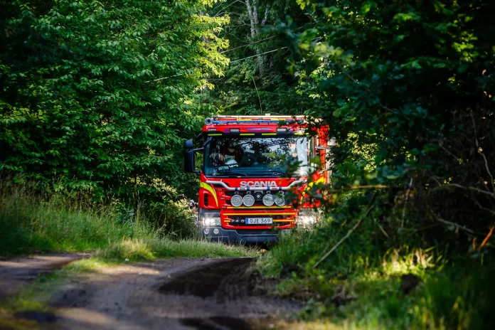 Räddningstjänsten på utryckning om befarad skogsbrand