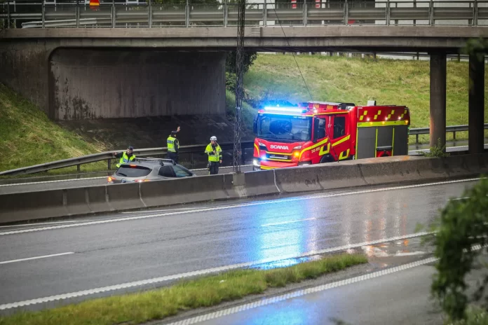 Singelolycka på E4 i Jönköping.