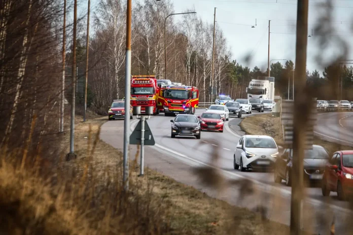 Larm om fordonsbrand vid trafikplats Ljungarum i Jönköping