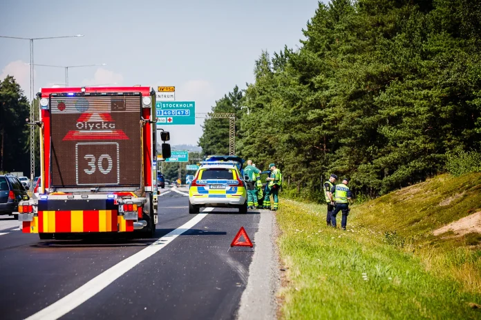Trafikolycka på E4 - misstänkt drograttfylleri
