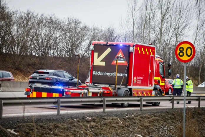 Trafikolycka på E4 vid Solåsen