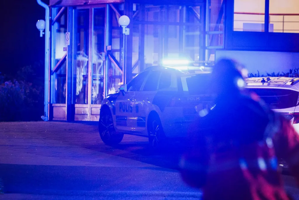 Polis vid brand i radhus vid A6-området i Jönköping