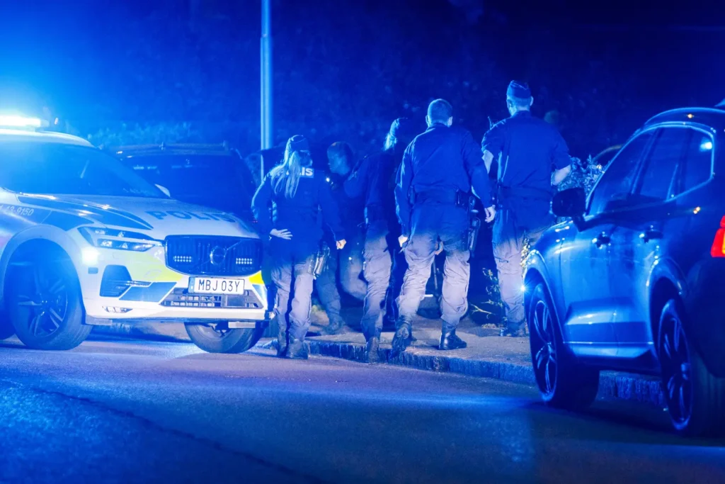 Polisinsats efter skottlossning i Hovslätt, Jönköping