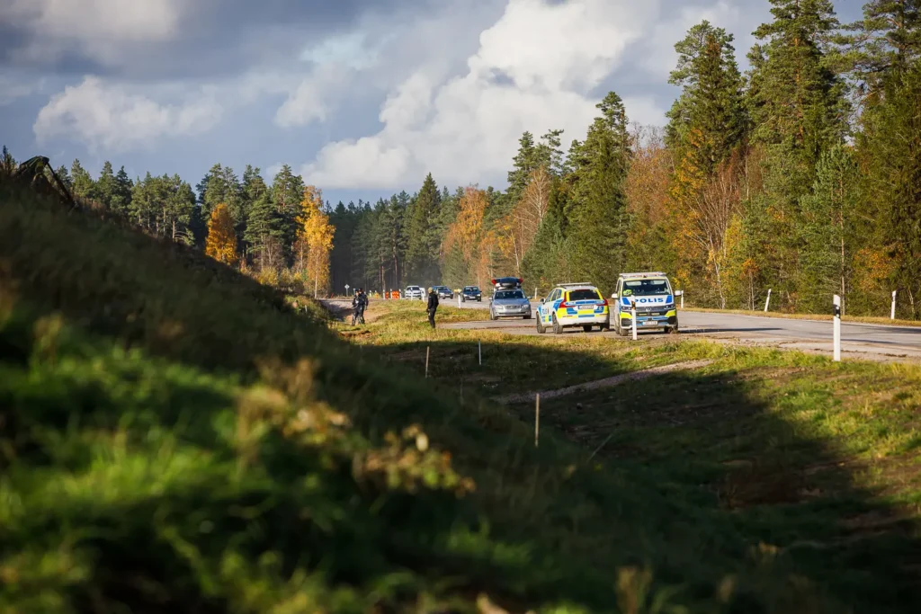 Polisens insats på industriområdet vid Norra Stigamovägen på Stigamo.