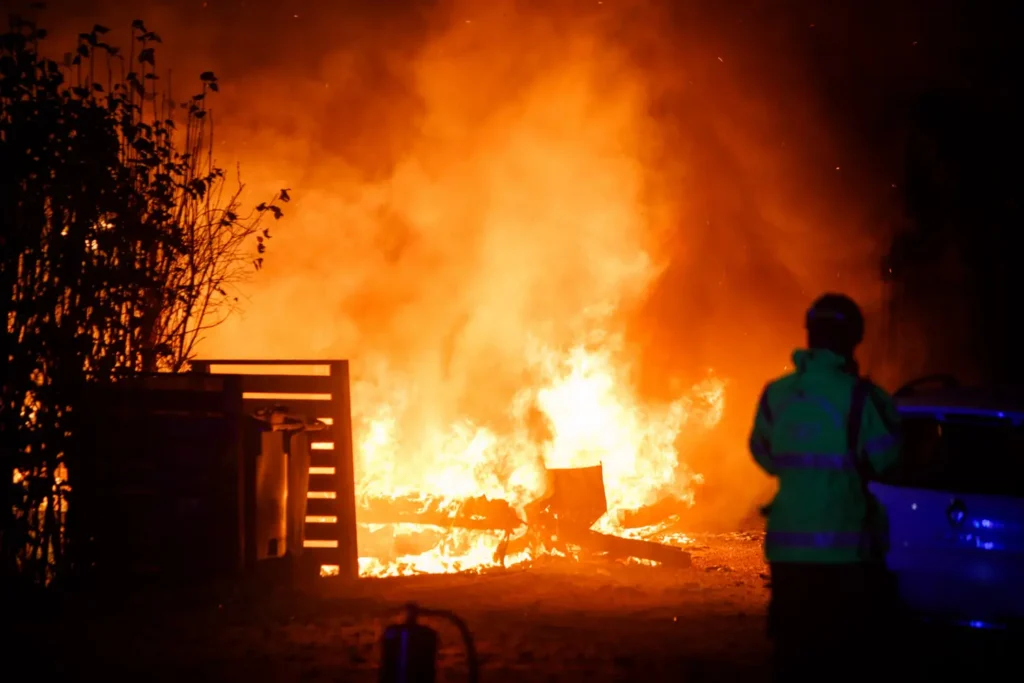 Brand i flera fordon i Huskvarna